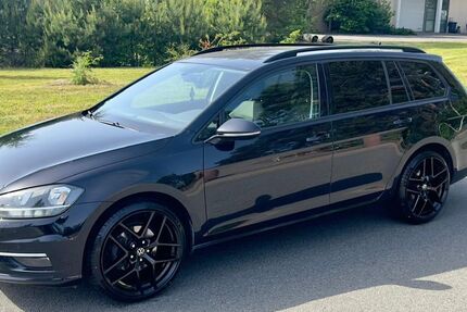 VW Golf 280.300 km 8.500 &euro; Öerlinghausen 33813