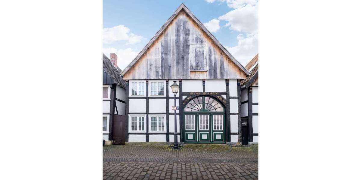 Einfamilienhaus Rheda-Wiedenbrück / Rheda Rheda - 8 Zimmer, 250 m&sup2;, 440.000&euro; | Angebot:27395438
