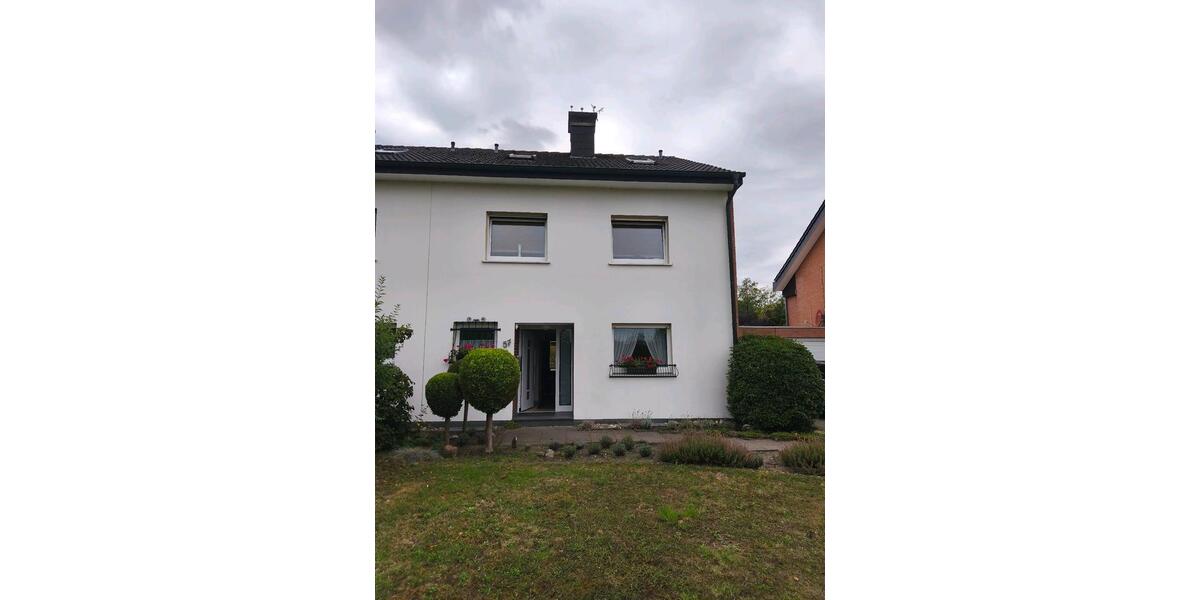 Doppelhaushälfte Oelde - 4 Zimmer, 150 m&sup2;, 250.000&euro; | Angebot:27463690
