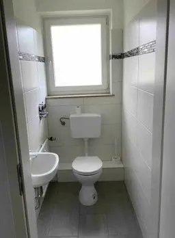 Etagenwohnung Lage - 3 Zimmer, 75 m&sup2;, 110.000&euro; | Angebot:27474957