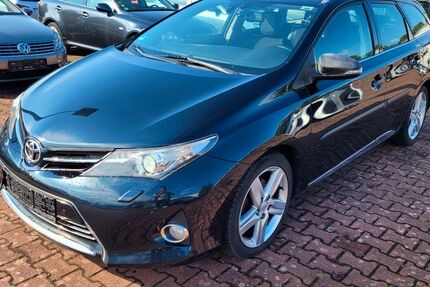 Toyota Auris Touring Sports 220.844 km 5.800 &euro; Halle (Westfalen) 33790