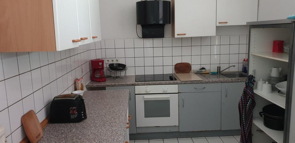 Einfamilienhaus Werther (Westfahlen) - 9 Zimmer, 400 m&sup2;, 1.800&euro; | Angebot:19067826