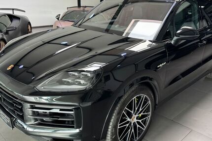 Porsche Cayenne 59.000 km 92.900 &euro; Bielefeld 33719