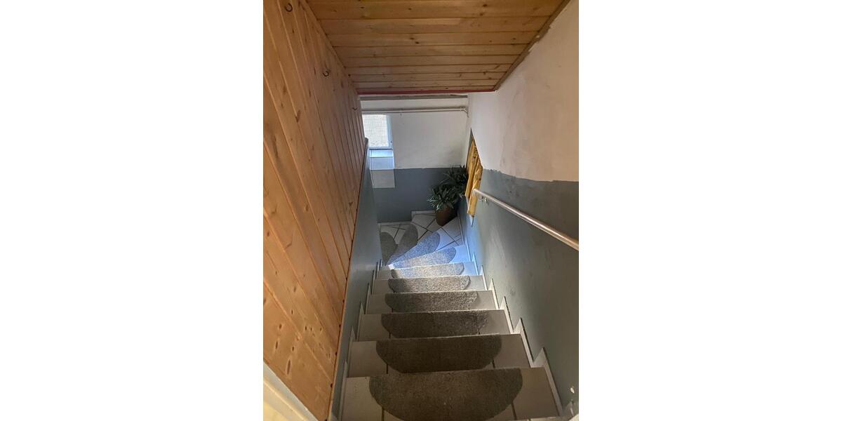 Einfamilienhaus Gütersloh - 8 Zimmer, 180 m&sup2;, 620.000&euro; | Angebot:27428611
