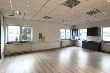 Gewerbeobjekt Schloß Holte-Stukenbrock Stukenbrock - 800&euro; | Angebot:26739080