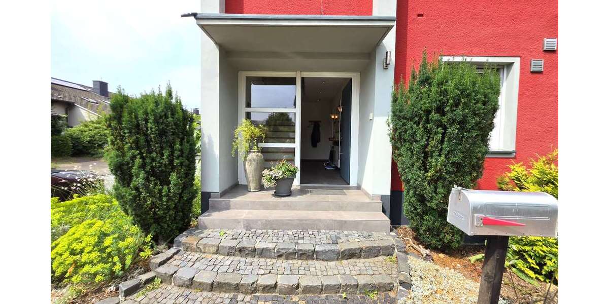 Einfamilienhaus Bielefeld-Sennestadt Sennestadt - 6 Zimmer, 220 m&sup2;, 415.000&euro; | Angebot:27453297