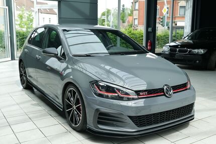 VW Golf 52.107 km 27.999 &euro; Lage 32791