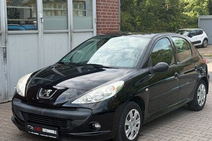 Peugeot 206 136.000 km 3.990 &euro; Warendorf 48231