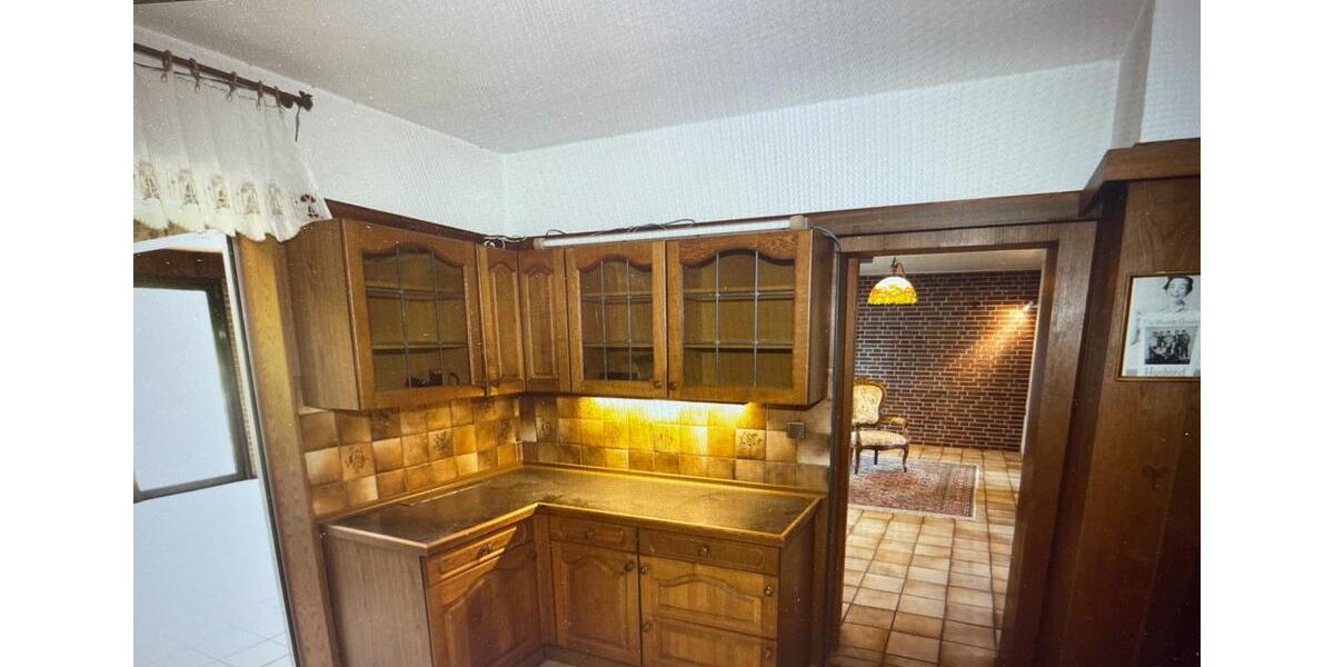 Doppelhaushälfte Ennigerloh - 10 Zimmer, 230 m&sup2;, 299.000&euro; | Angebot:27416407