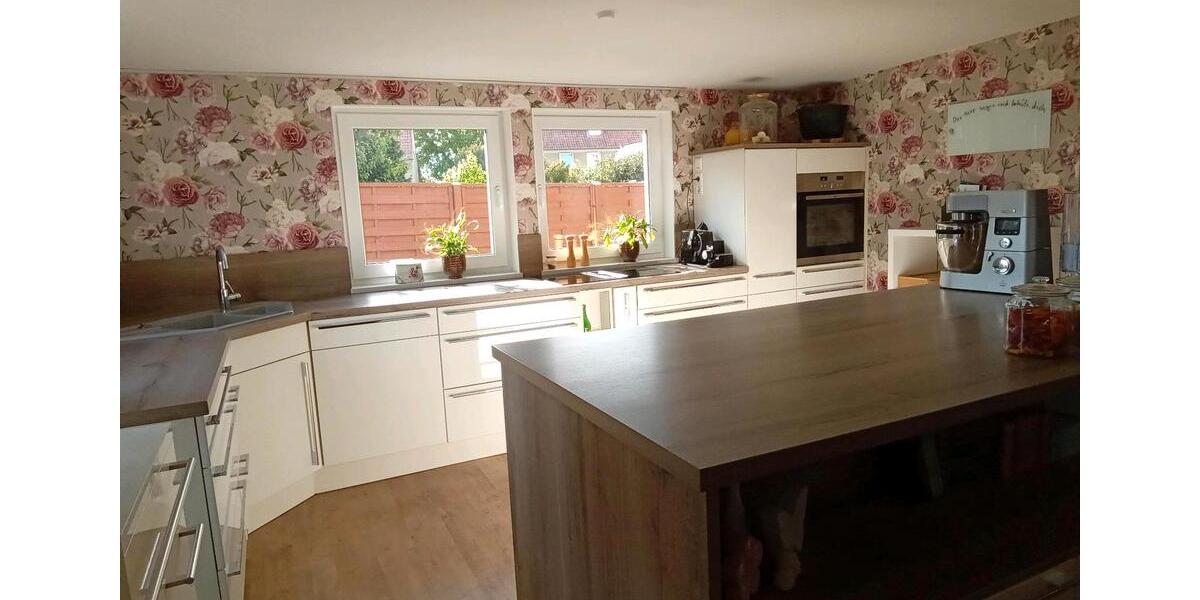 Einfamilienhaus Lage - 5 Zimmer, 132 m&sup2;, 395.000&euro; | Angebot:27426561