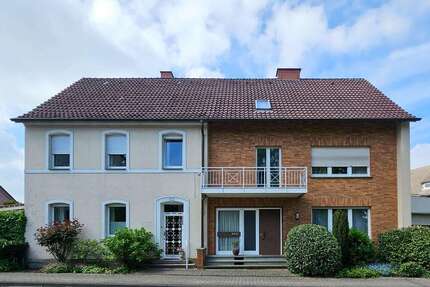 Haus Langenberg - 8 Zimmer, 250 m&sup2;, 449.000&euro; | Angebot:24692827
