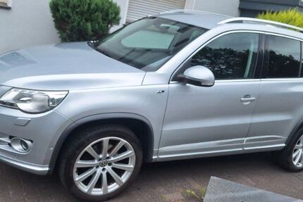 VW Tiguan 167.561 km 8.700 &euro; Schloß Holte-Stukenbrock 33758