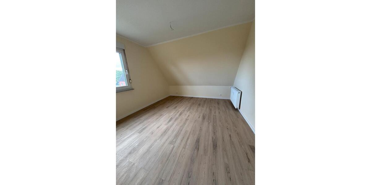 Dachgeschoßwohnung Ennigerloh - 3 Zimmer, 47 m&sup2;, 99.000&euro; | Angebot:27436497
