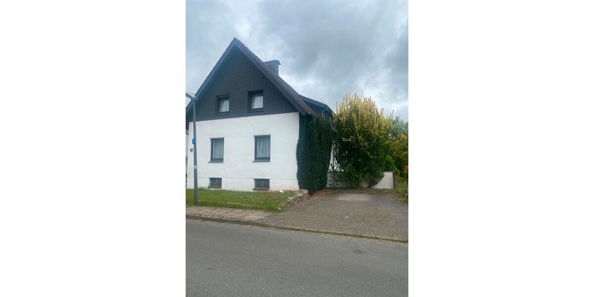 Einfamilienhaus Gütersloh - 8 Zimmer, 180 m&sup2;, 620.000&euro; | Angebot:27428611
