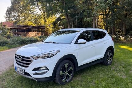 Hyundai TUCSON 208.500 km 11.490 &euro; Sassenberg 48336
