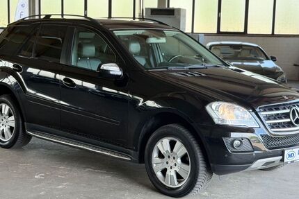 Mercedes-Benz ML 300 299.000 km 8.250 &euro; Oelde 59302