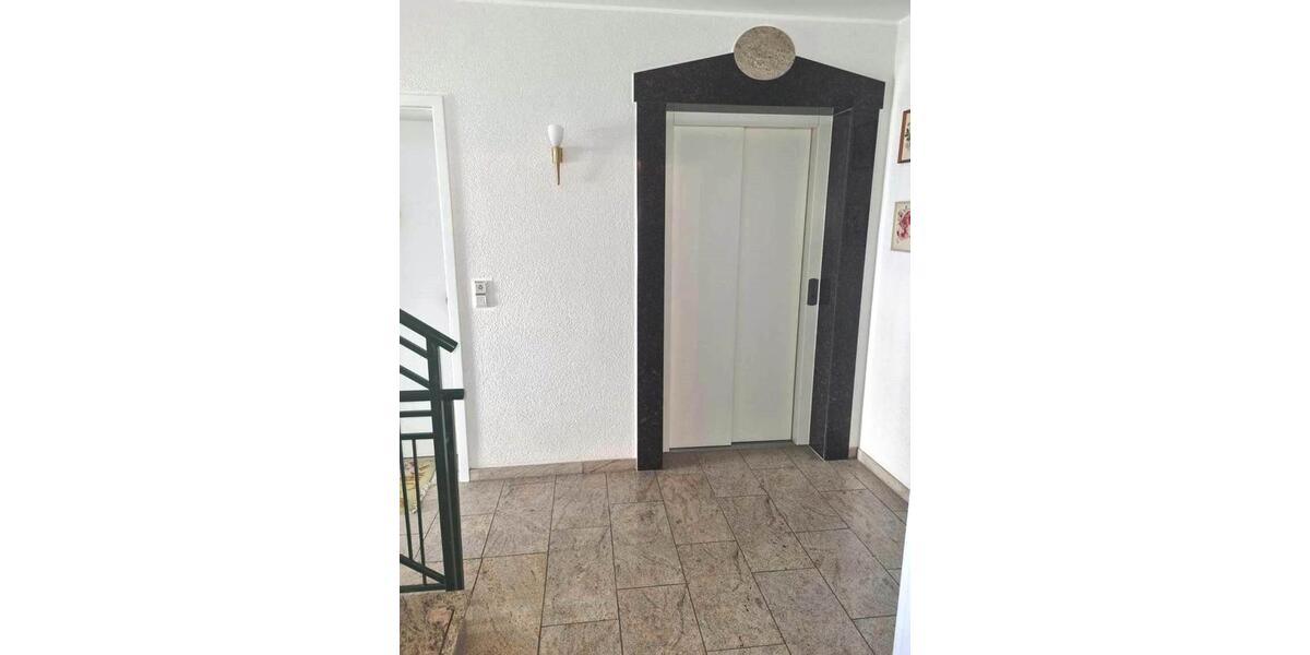 Etagenwohnung Schloß Holte-Stukenbrock Stukenbrock - 3 Zimmer, 80 m&sup2;, 280.000&euro; | Angebot:26814318
