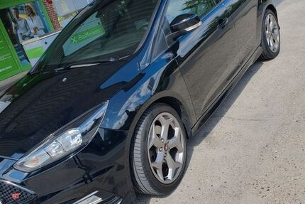Ford Focus 56.500 km 16.950 &euro; Ennigerloh 59320