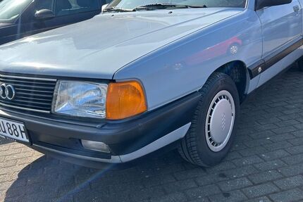 Audi 100 300.000 km 4.900 &euro; Bielefeld 33689
