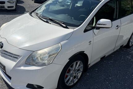 Toyota Verso 224.165 km 5.699 &euro; Bielefeld 33607