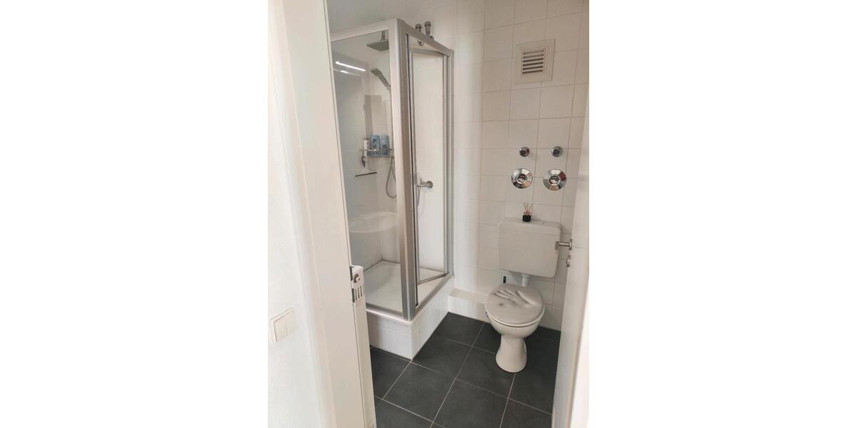 Dachgeschoßwohnung Bielefeld Schildesche - 3 Zimmer, 76 m&sup2;, 233.000&euro; | Angebot:27406461