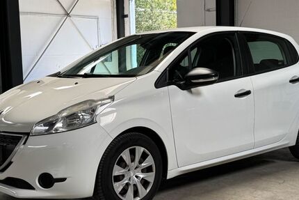 Peugeot 208 123.012 km 2.500 &euro; Bielefeld 33649