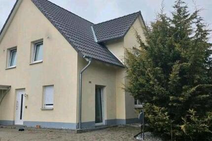 Haus Lage - 7 Zimmer, 144 m&sup2;, 530.000&euro; | Angebot:26750436