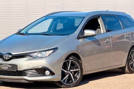 Toyota Auris Touring Sports 133.200 km 9.499 &euro; Versmold 33775