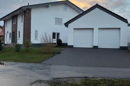 Haus Erwitte - 6 Zimmer, 255 m&sup2;, 529.000&euro; | Angebot:27236305