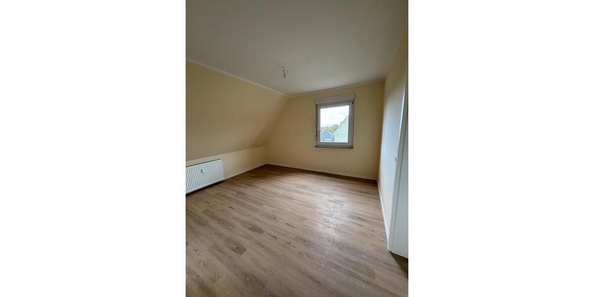 Dachgeschoßwohnung Ennigerloh - 3 Zimmer, 47 m&sup2;, 99.000&euro; | Angebot:27436497
