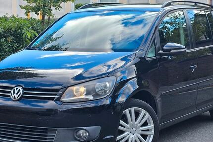 VW Touran 298.000 km 3.700 &euro; Lippstadt 59557