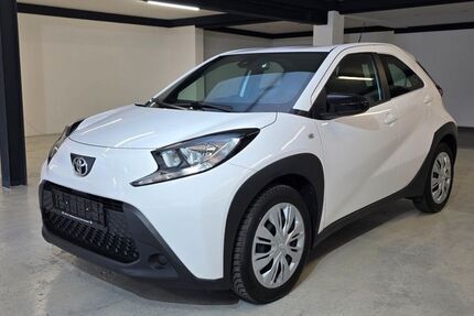 Toyota Aygo (X) 14.153 km 13.799 &euro; Versmold 33775