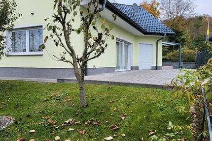 Haus Lage - 7 Zimmer, 150 m&sup2;, 550.000&euro; | Angebot:27287422