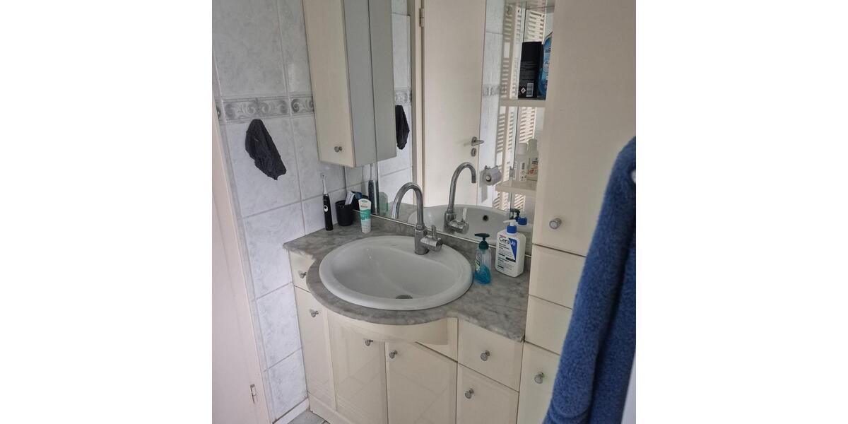 Einfamilienhaus Gütersloh - 8 Zimmer, 180 m&sup2;, 620.000&euro; | Angebot:27428611
