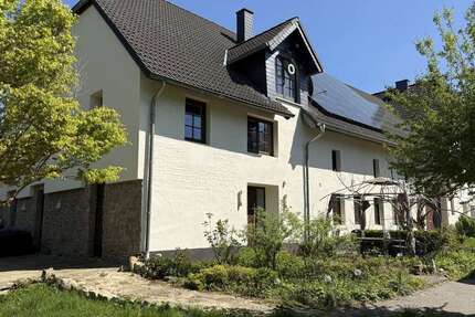 Haus Bielefeld Heepen - 10 Zimmer, 600 m&sup2;, 1.590.000&euro; | Angebot:27070467