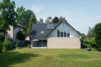 Haus Lage - 6.5 Zimmer, 249 m&sup2;, 599.000&euro; | Angebot:25915257