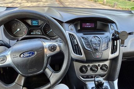 Ford Focus 195.000 km 2.299 &euro; Bielefeld 33615
