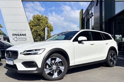 Volvo V60 Cross Country 46.653 km 32.750 &euro; Gütersloh 33334