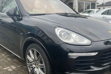 Porsche Cayenne 370.000 km 31.999 &euro; Bielefeld 33659