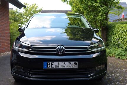 VW Touran 88.000 km 19.900 &euro; Oelde 59302