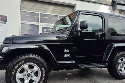 Jeep Wrangler 131.000 km 20.900 &euro; Bielefeld 33649