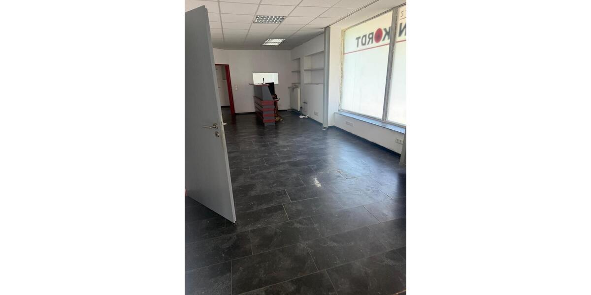 Gewerbeobjekt Gütersloh - 1.600&euro; | Angebot:26496045