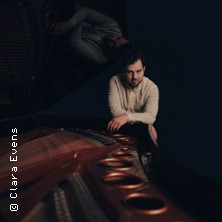 Burak Çebi - Eine Hommage an Ludovico Einaudi 22.11.2026 Lokschuppen Bielefeld