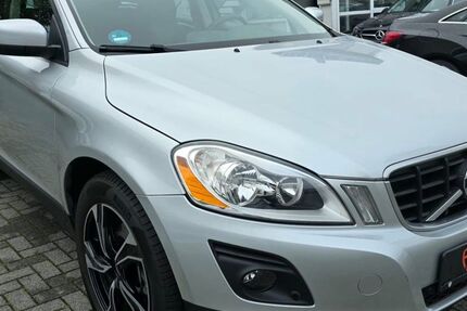 Volvo XC60 124.000 km 9.999 &euro; Bielefeld 33659