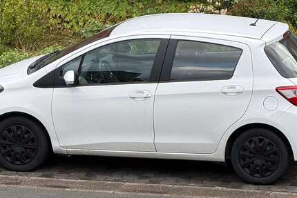 Toyota Yaris 71.450 km 11.300 &euro; Gütersloh, Stadt 33330