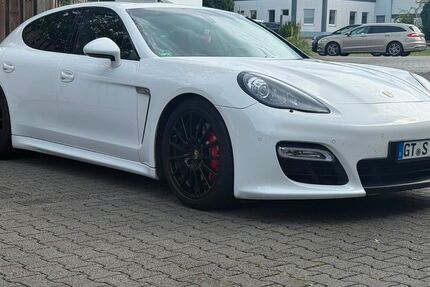 Porsche Panamera 172.000 km 35.500 &euro; Stukenbrock 33758