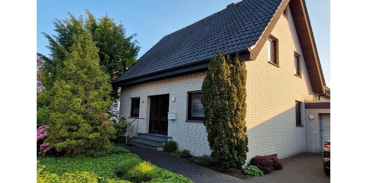 Einfamilienhaus Gütersloh Kattenstroth - 8 Zimmer, 210 m&sup2;, 465.000&euro; | Angebot:27416412