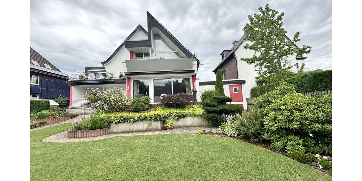 Einfamilienhaus Lippstadt Overhagen - 9 Zimmer, 300 m&sup2;, 635.000&euro; | Angebot:27470703