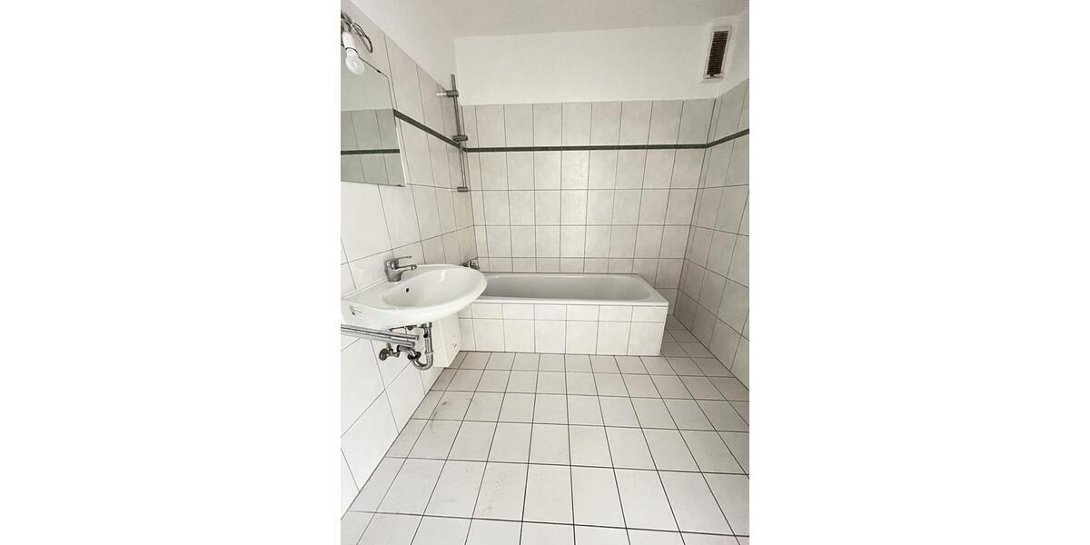 Etagenwohnung Beckum - 3 Zimmer, 85 m&sup2;, 570&euro; | Angebot:26166781