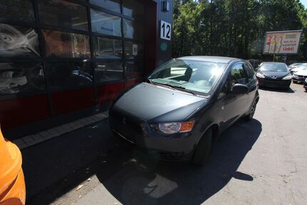 Mitsubishi Colt 139.200 km 2.750 &euro; Schloß Holte 33758